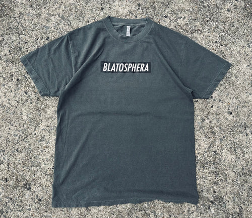 GARMENT DYE BLATOSPHERA BOOTLEG BRICK DISTRESSED TEE